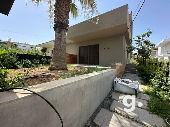 Detached home 315 sqm for rent, Athens - North, Kifisia