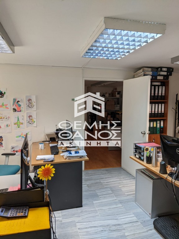Κατάστημα 200 τ.μ. πρός πώληση, Αθήνα - Βόρεια Προάστια, Χαλάνδρι