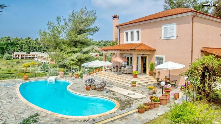 Βίλλα 300 τ.μ. για πώληση, Χαλκιδική, Κασσάνδρα