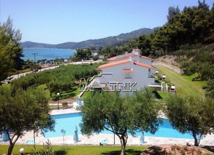 Μονοκατοικία 940 τ.μ. προς πώληση, Κασσάνδρεια