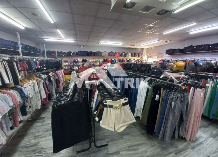 Κατάστημα 650 τ.μ. προς πώληση, Ζωοδόχου Πηγής