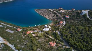 Οικόπεδο 1.072 τ.μ. για πώληση