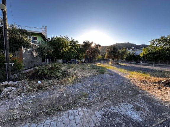 Land plot 1.100 sqm for sale, Athens - East, Nea Makri