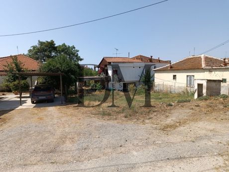 Land plot 300 sqm for sale
