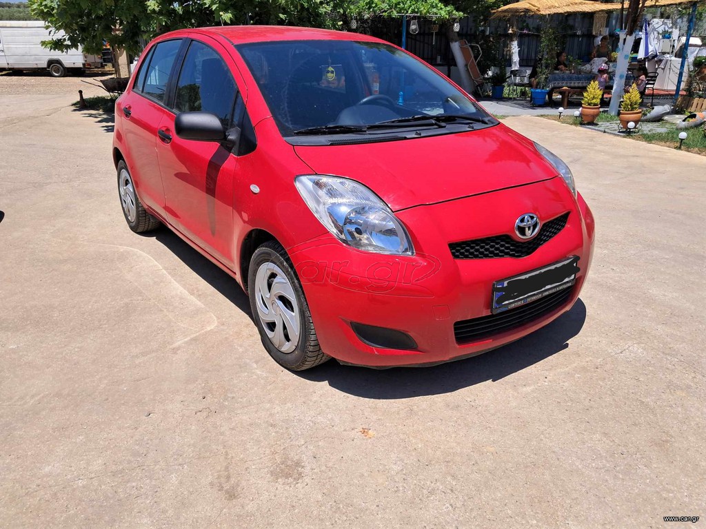 Toyota Yaris 2011