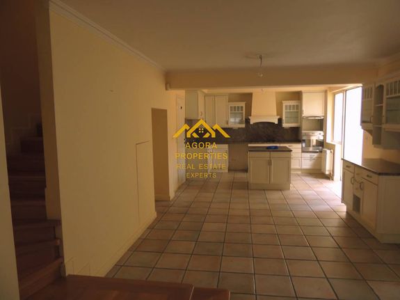 Maisonette 280 sqm for sale, Athens - North, Vrilissia