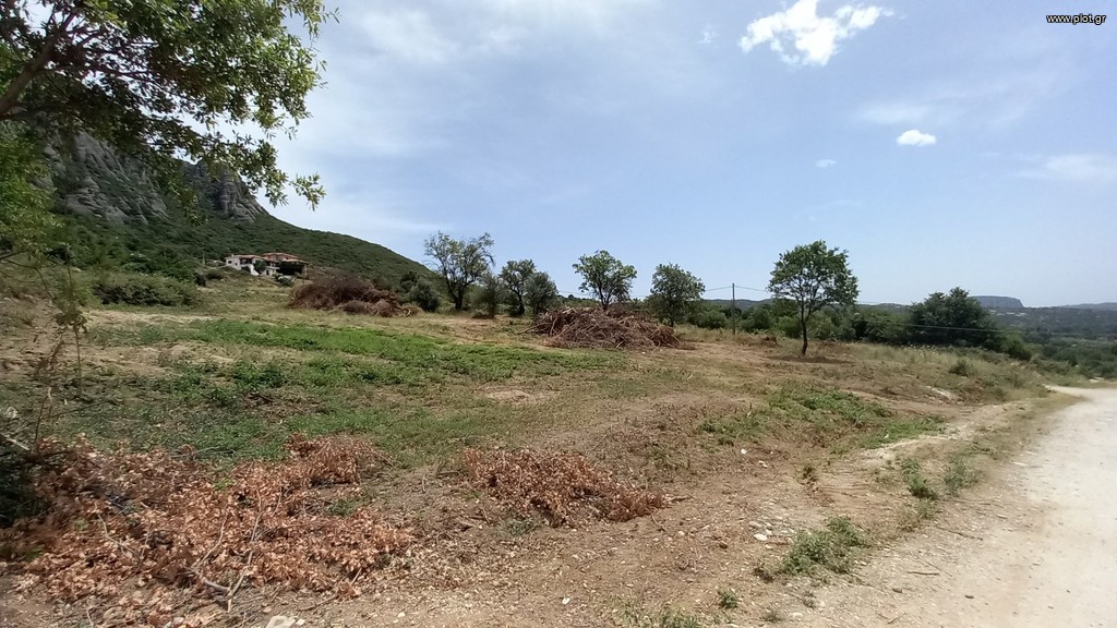 Οικόπεδο 2.225 τ.μ. προς πώληση, Κέντρο Καλαμπάκας