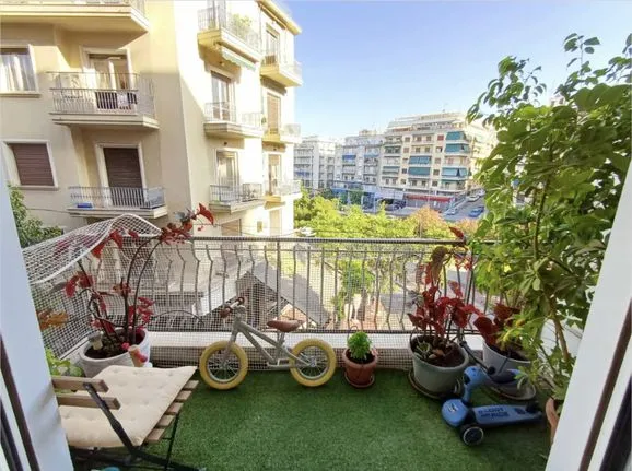 Apartment 80 sqm for rent, Athens - Center, Exarchia - Neapoli