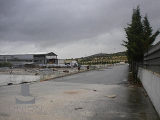 Βιομηχανικός χώρος 1.800 τ.μ. για πώληση