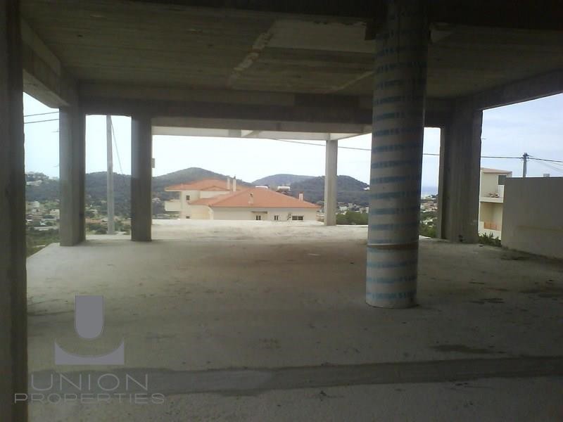 Κατάστημα 200 τ.μ. προς ενοικίαση, Μαύρο Λιθάρι