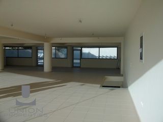 Επιχειρηματικό κτίριο 1.500 τ.μ. για πώληση