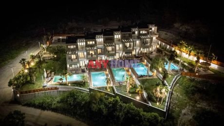 Hotel 660sqm for sale-Kassandra » Pefkochori