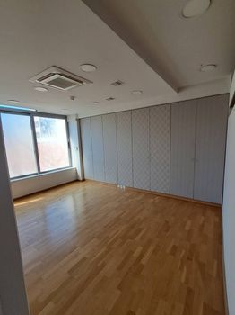 Office 143 sqm for rent
