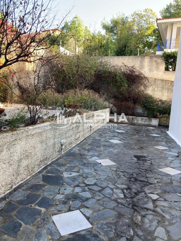 Κτίριο 596 τ.μ. πρός πώληση, Αττική - Υπόλοιπο, Πικέρμι