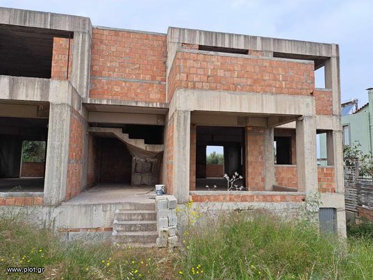 Συγκρότημα διαμερισμάτων 400 τ.μ. πρός πώληση, Ν. Ρεθύμνου, Αρκάδι