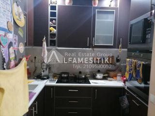 Διαμέρισμα 97 τ.μ. για πώληση, Πειραιάς, Καμίνια-thumb-5
