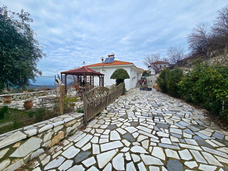 Μονοκατοικία 200 τ.μ. προς πώληση, Ραχώνι