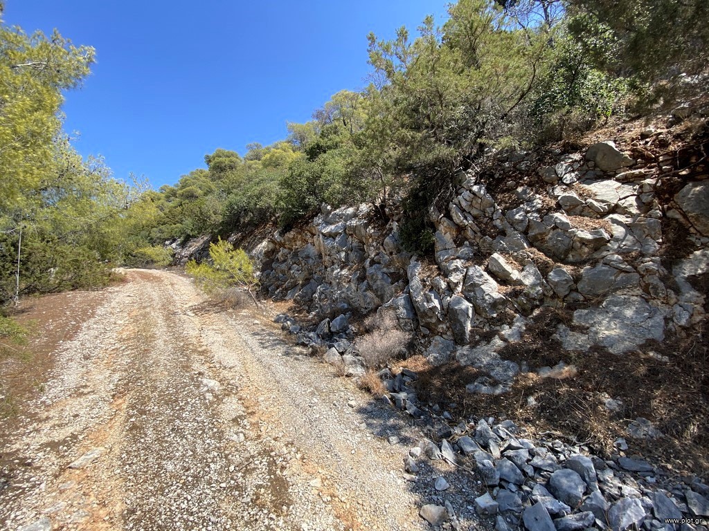 Οικόπεδο 1.073 τ.μ. προς πώληση, Φραγκολίμανο
