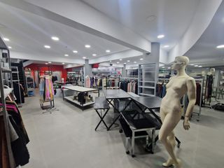 Κατάστημα 580 τ.μ. για πώληση, Μεσσηνία, Καλαμάτα-thumb-6