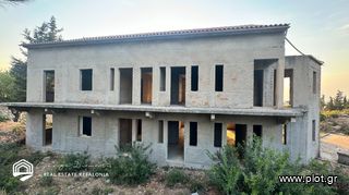 Αγροτεμάχια 3.715 τ.μ. για πώληση, Ν. Κεφαλονιάς, Ιθάκη-thumb-1
