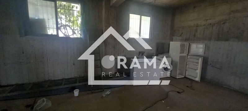 Αποθήκη 220 τ.μ. προς ενοικίαση, Ζαρουχλέικα