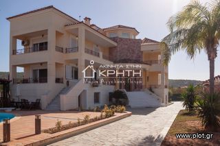 Μονοκατοικία 900 τ.μ. για πώληση