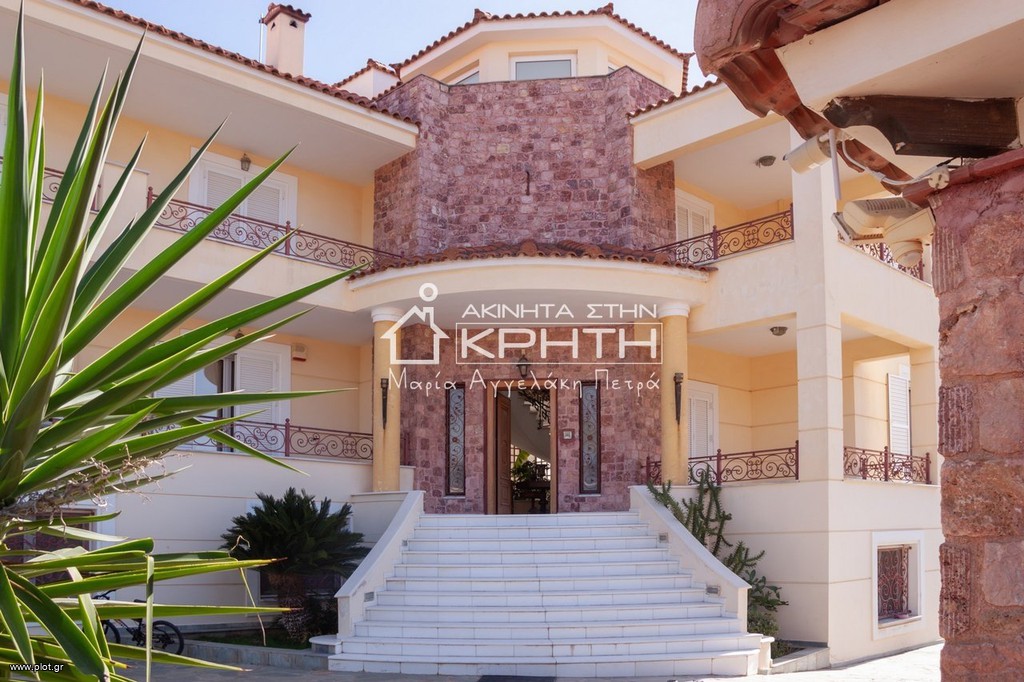 Μονοκατοικία 900 τ.μ. προς πώληση, Βάρη - Βάρκιζα