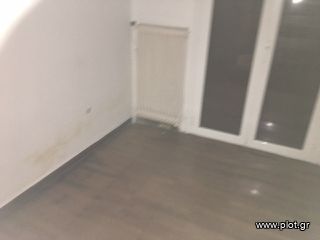 Διαμέρισμα 62 τ.μ. προς πώληση, Κέντρο Πειραιά-thumb-3