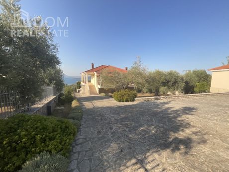 Βίλλα 234τ.μ. για πώληση-Καμένα βούρλα » Κέντρο
