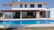 Detached home 276sqm for rent-Agios Theodoros Skarinou