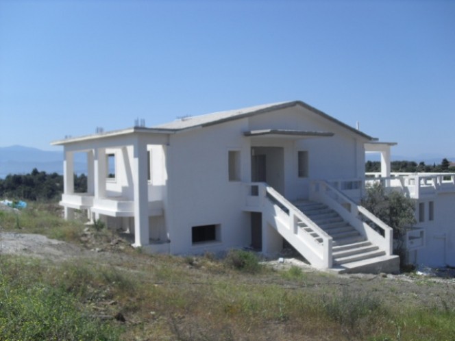 Μεζονέτα 400 τ.μ. πρός πώληση, Εύβοια, Ερέτρια