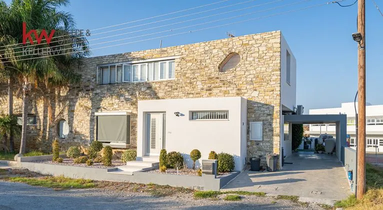 Detached home 267 sqm for sale, Larnaca, Aradipou