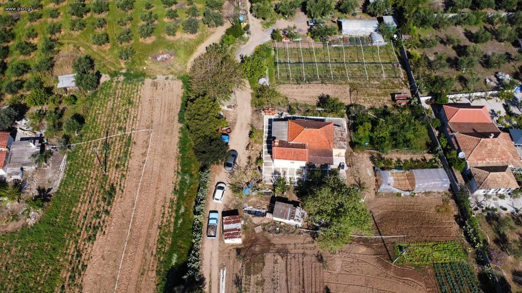 Συγκρότημα διαμερισμάτων 182 τ.μ. πρός πώληση, Μεσσηνία, Καλαμάτα