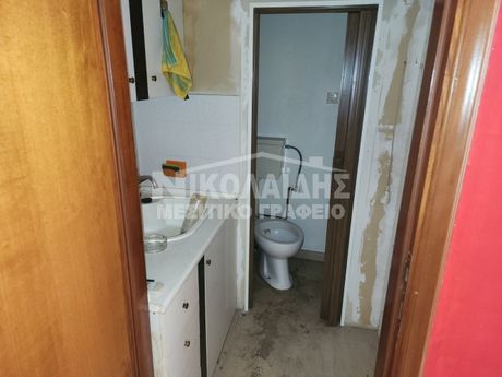 Office 38sqm for rent-Serres » Center