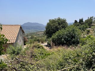 Land plot 692 sqm for sale, Lefkada Prefecture, Lefkada-thumb-1