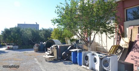 Άλλο 380τ.μ. για πώληση-Μοίρες » Πέριο