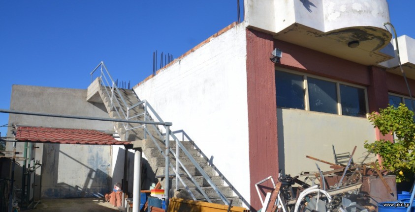 Επαγγελματικό 380 τ.μ. πρός πώληση, Ν. Ηρακλείου, Μοίρες
