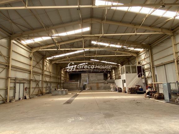 Επιχειρηματικό κτίριο 1.500 τ.μ. για πώληση, Εύβοια, Αυλίδα