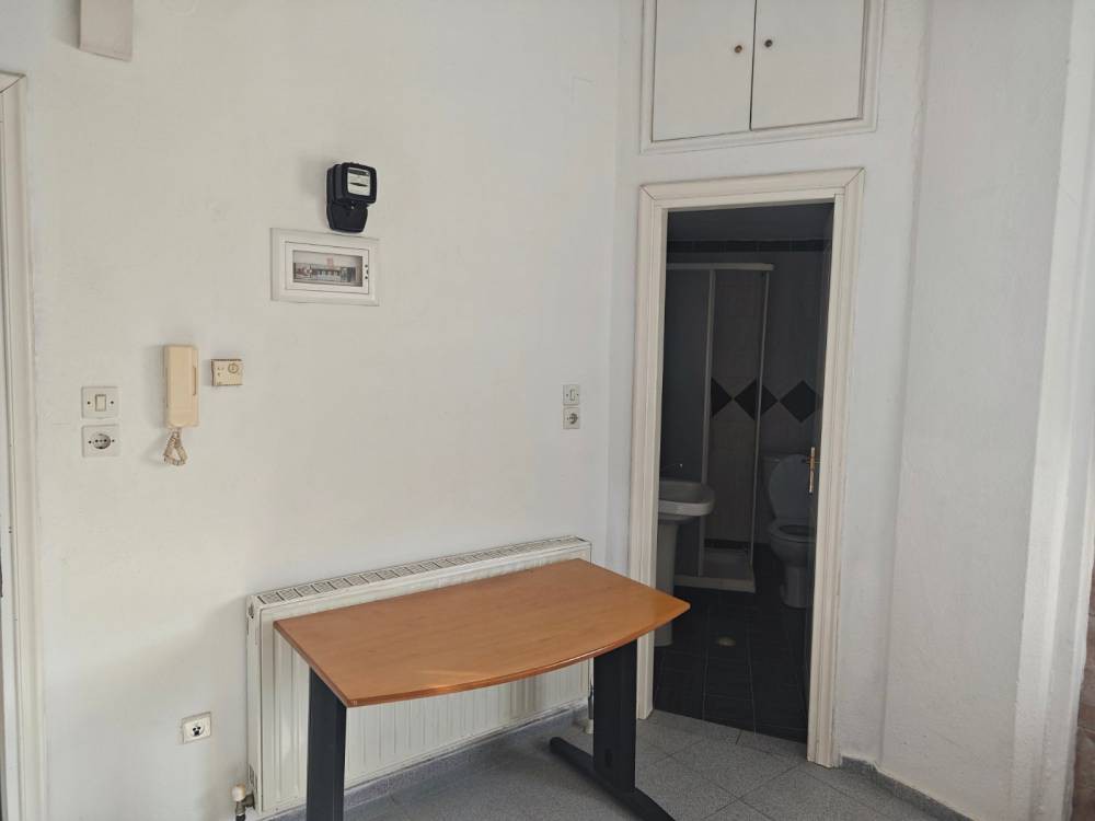 Studio 30 sqm for rent, Rodopi Prefecture, Komotini