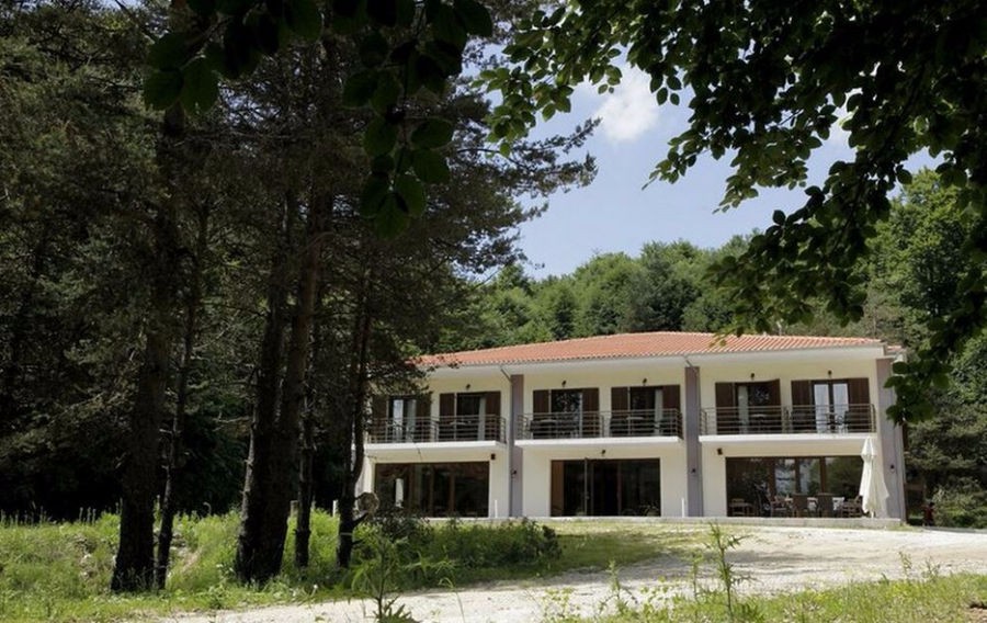 Ξενοδοχείο 6.000 τ.μ. για πώληση, Ν. Δράμας, Σιδηρόνερο