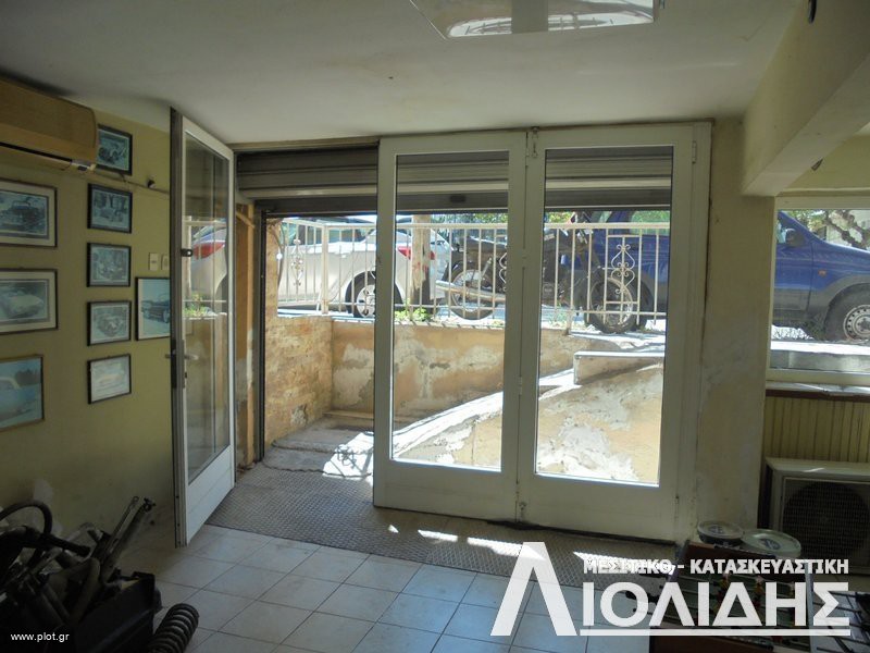 Επαγγελματικό 190 τ.μ. πρός πώληση, Θεσσαλονίκη - Κέντρο, Χαριλάου