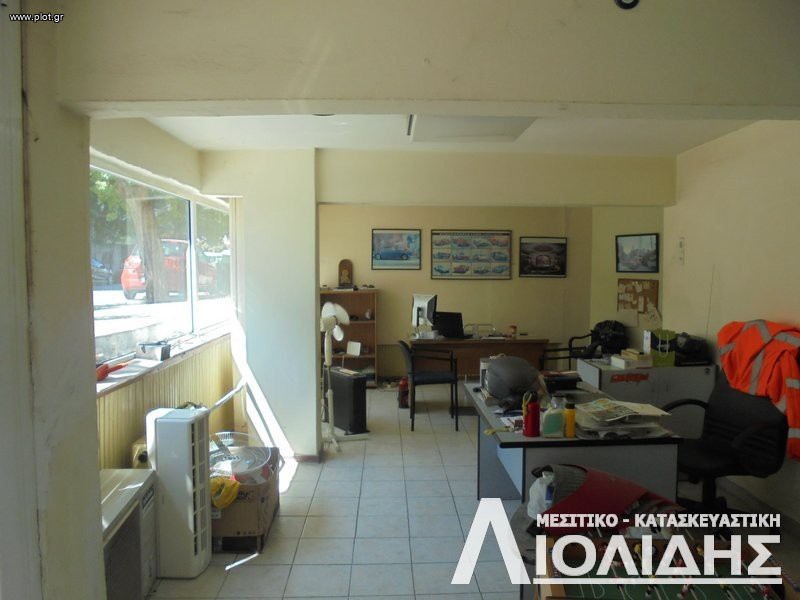 Επαγγελματικό 190 τ.μ. πρός πώληση, Θεσσαλονίκη - Κέντρο, Χαριλάου