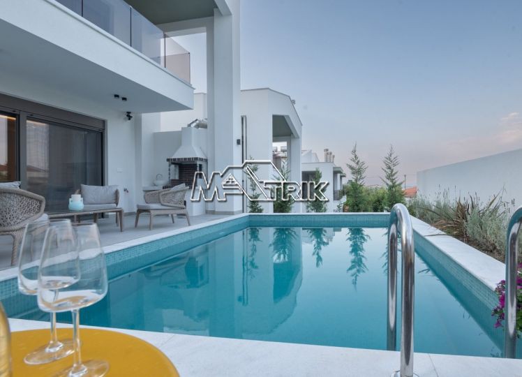 Μεζονέτα 195 τ.μ. προς πώληση, Πολύχρονο