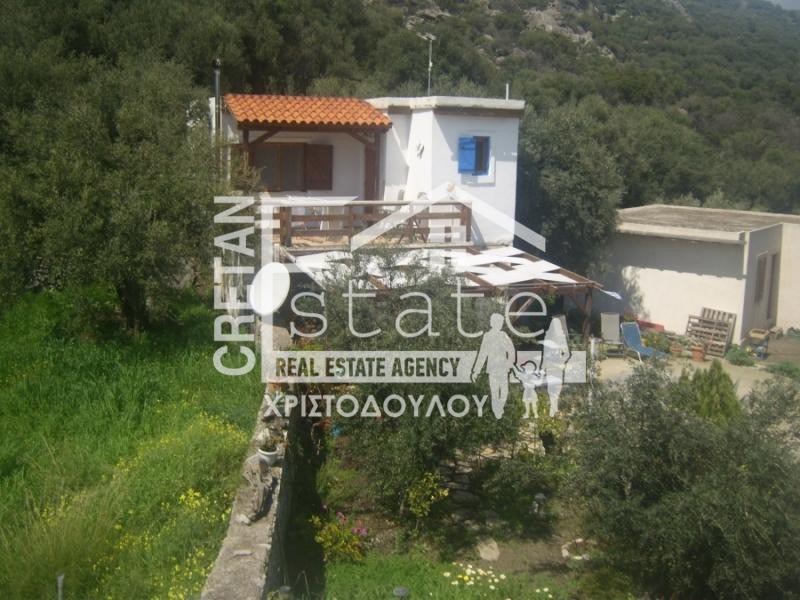Μονοκατοικία 83 τ.μ. προς πώληση, Μύθοι