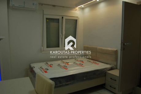 Studio 30sqm for sale-Kamara