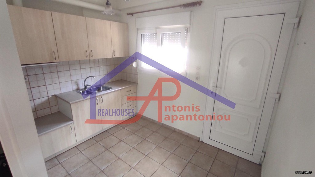 Studio / γκαρσονιέρα 30 τ.μ. προς ενοικίαση, Κάτω Νεοχωρόπουλο