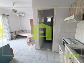 Studio / γκαρσονιέρα 28 τ.μ. προς ενοικίαση, Κέντρο Ρίου-thumb-1