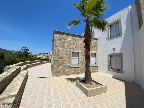 Villa 370 sqm for sale, Lasithi Prefecture, Agios Nikolaos