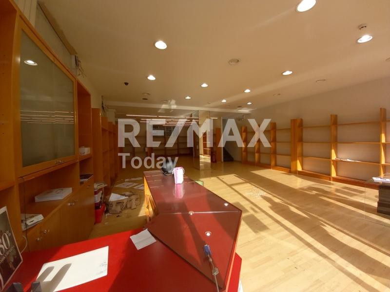 Κατάστημα 226 τ.μ. προς ενοικίαση, Φάληρο