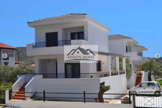 Συγκρότημα διαμερισμάτων 390 τ.μ. για πώληση
